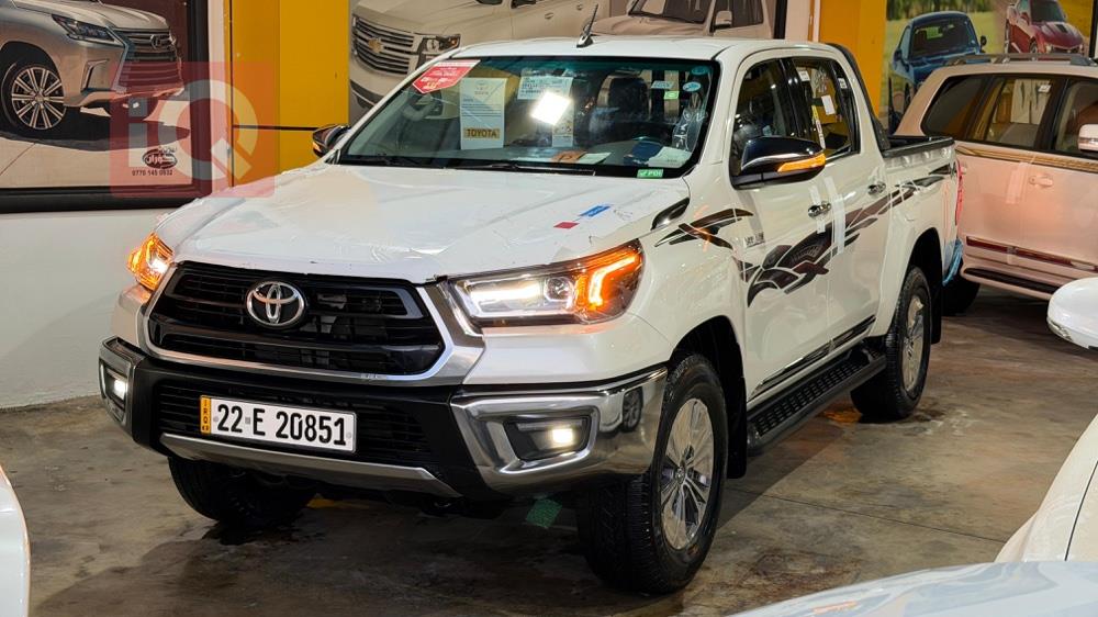 تويوتا هايلوكس